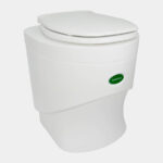 Sanitoa kuivikekäymälä