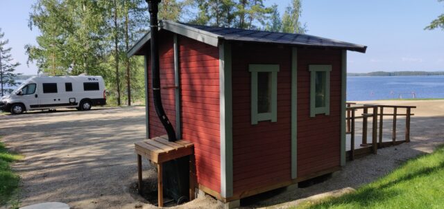 Juankoski esteetön huussi uimarannalla